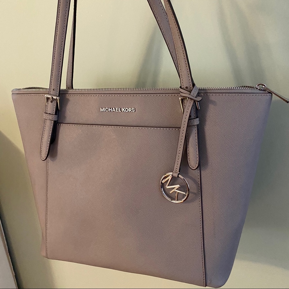 Large Michael Kors zip top tote